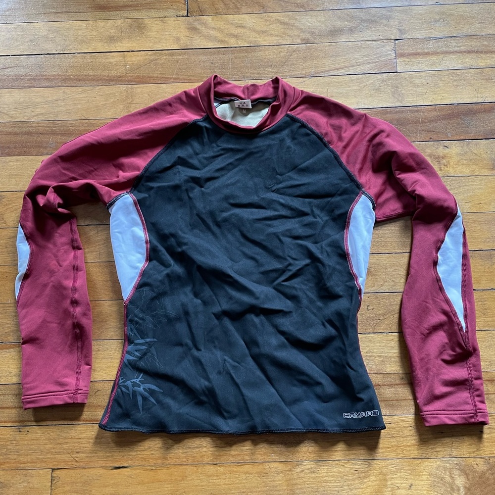 Long sleeved Camaro neoprene/bamboo rash guard